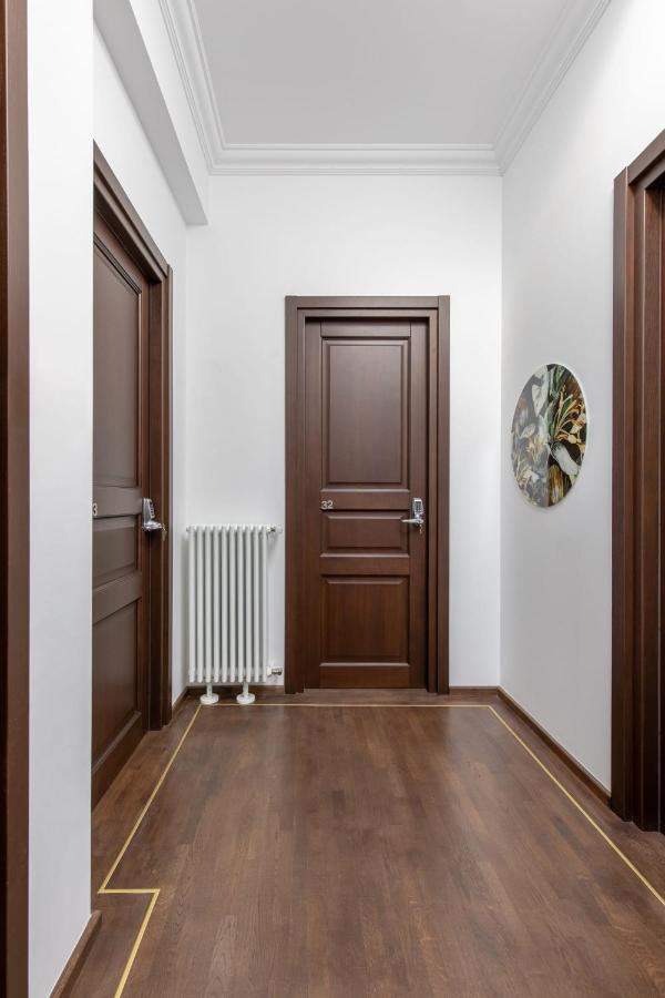 Holt Old Town Luxury Suites Bukarest Eksteriør billede