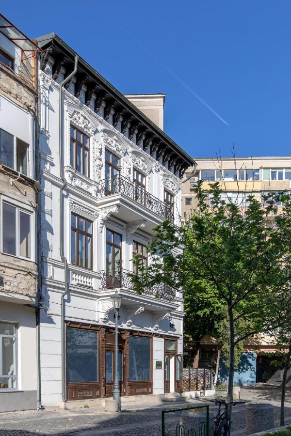 Holt Old Town Luxury Suites Bukarest Eksteriør billede